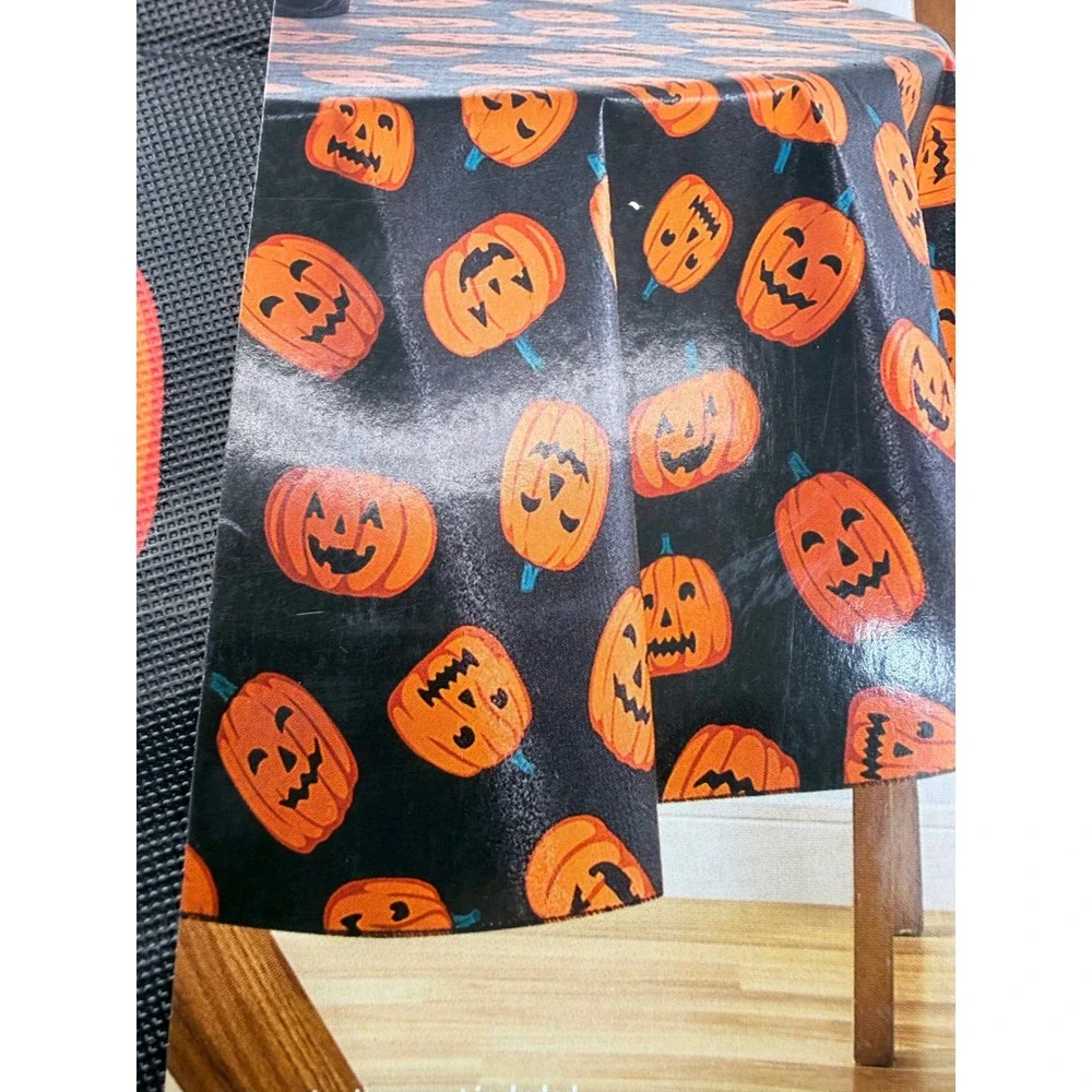 Way to Celebrate Halloween Pumpkin PEVA Tablecloth 70